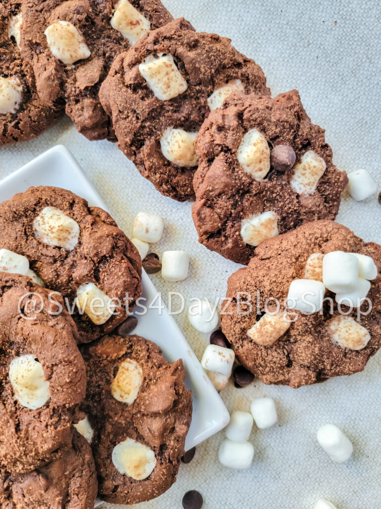 Hot Cocoa Cookies on Linen