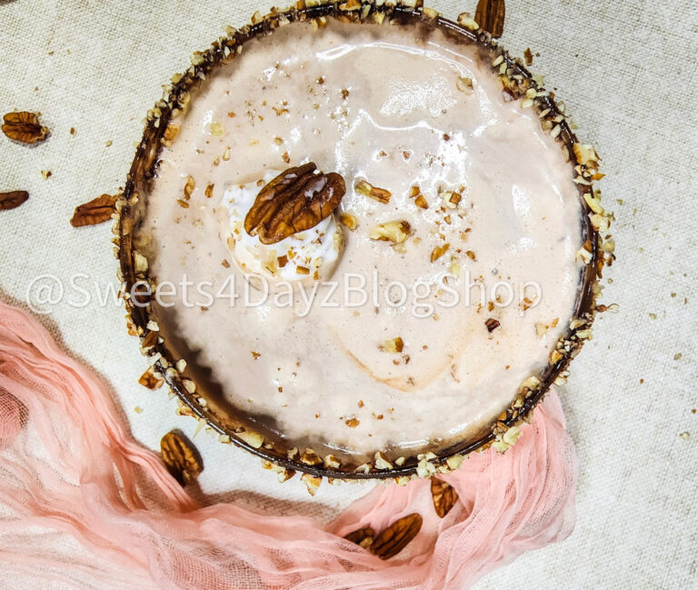 Pecan Pie Martini on Linen - Image 3