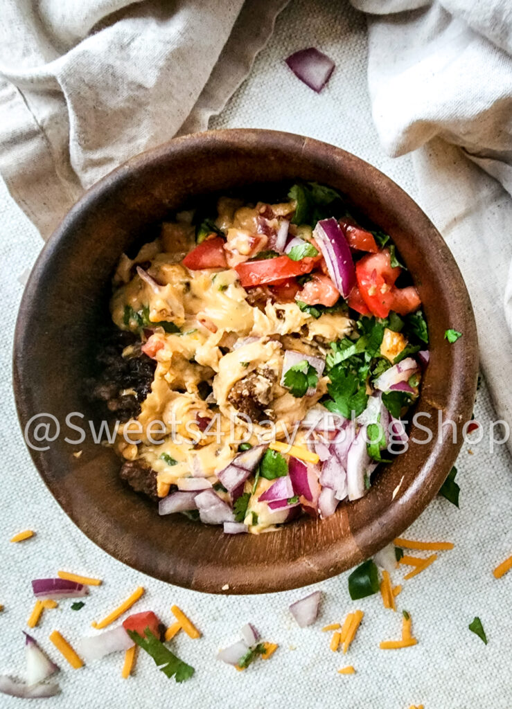 Hardy Chorizo Queso on Linen - Image 2