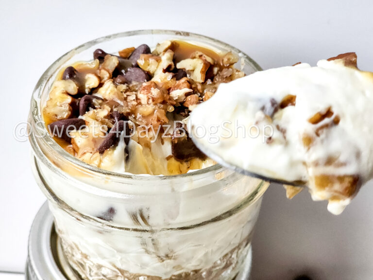 No-Bake Turtle Cheesecake Jars on Rhombus