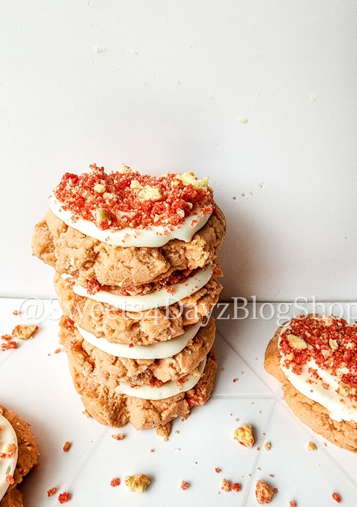 Strawberry Crunch Cake Cookies on Rhombus - Image 4