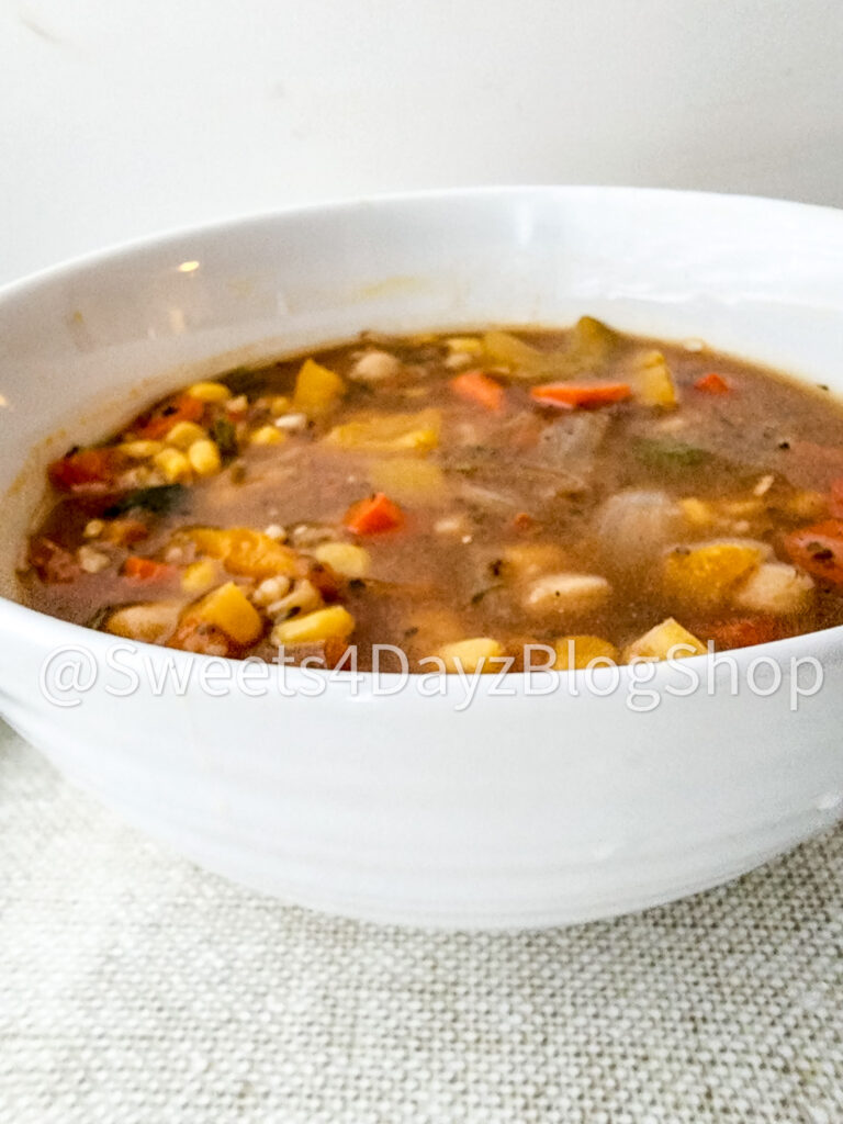 Copycat Panera Bread 10 Vegetable Soup on Linen - Image 3