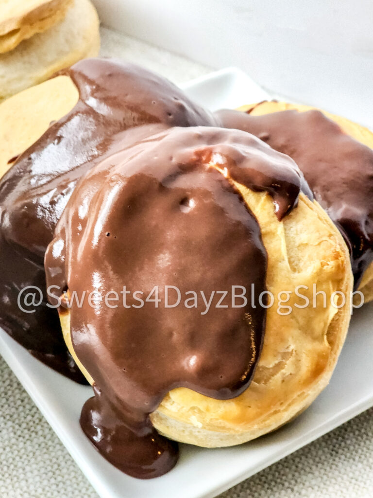 Southern Chocolate Gravy on Linen - Image 3