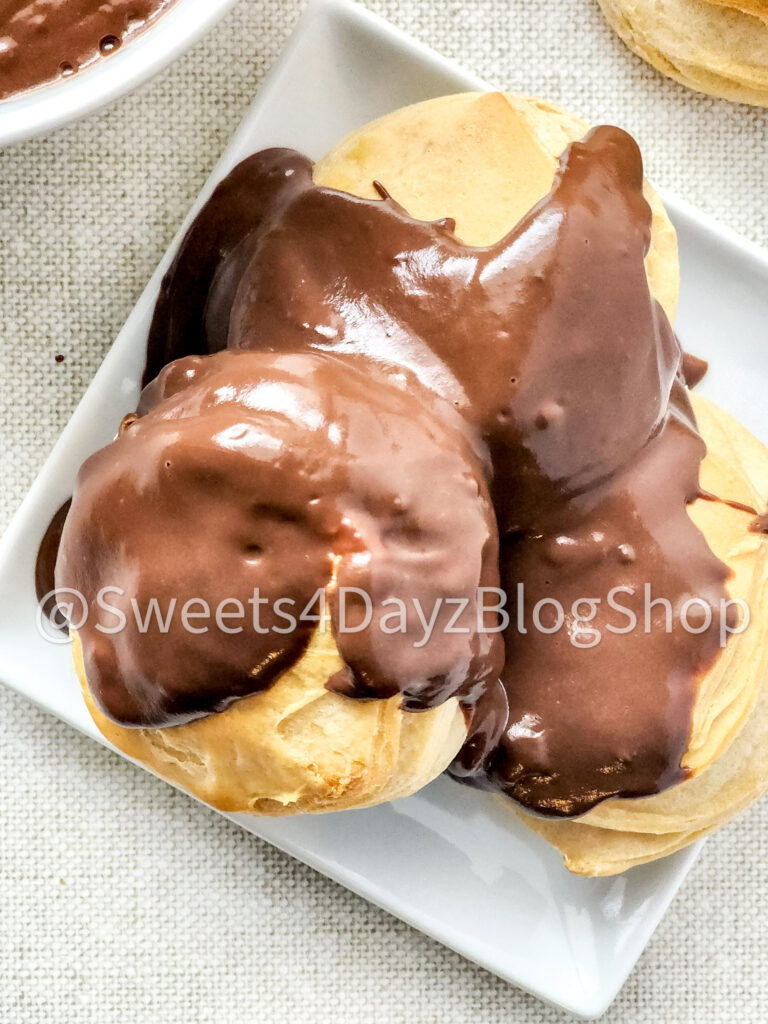 Southern Chocolate Gravy on Linen - Image 4