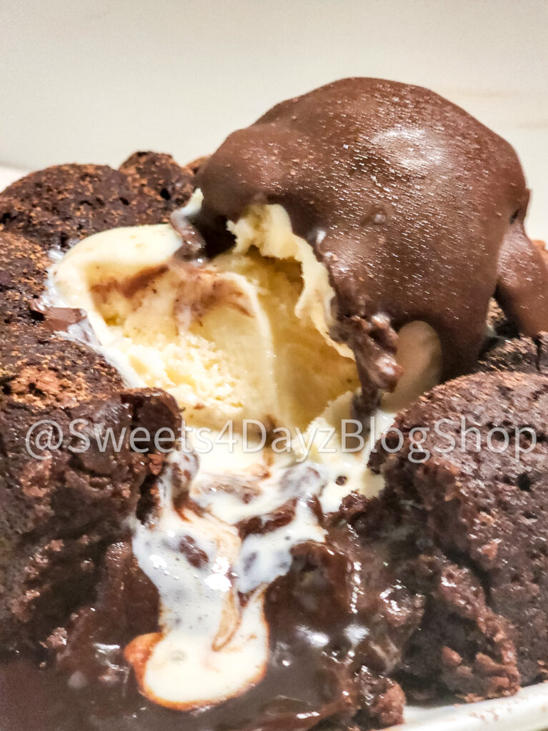 Molten Lava Cake on Rhombus