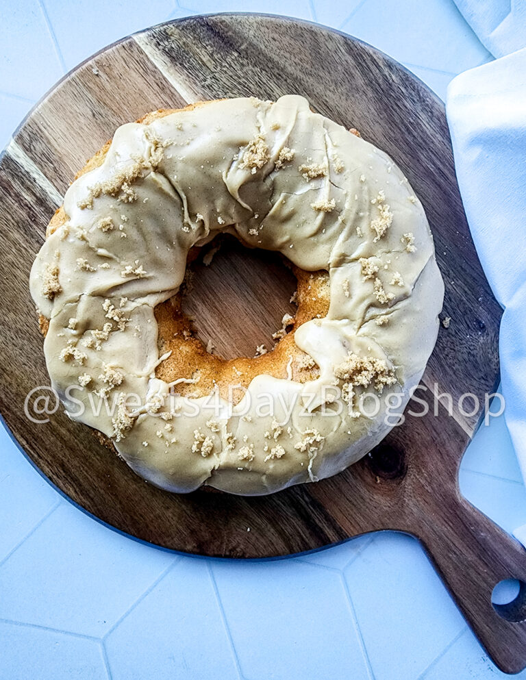 Brown Butter Vanilla Bundt Cake on Rhombus - Image 2