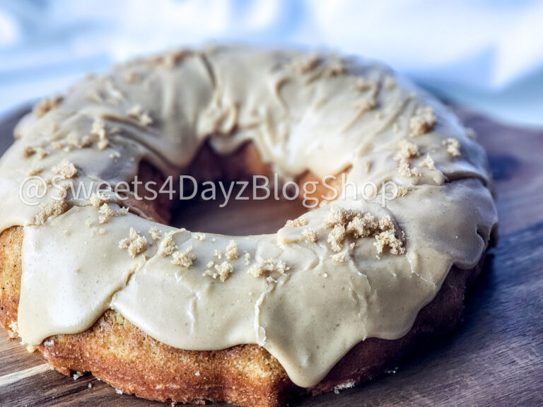 Brown Butter Vanilla Bundt Cake on Rhombus - Image 5
