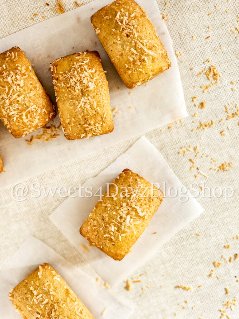 Coconut Rum Bread on Linen - Image 10