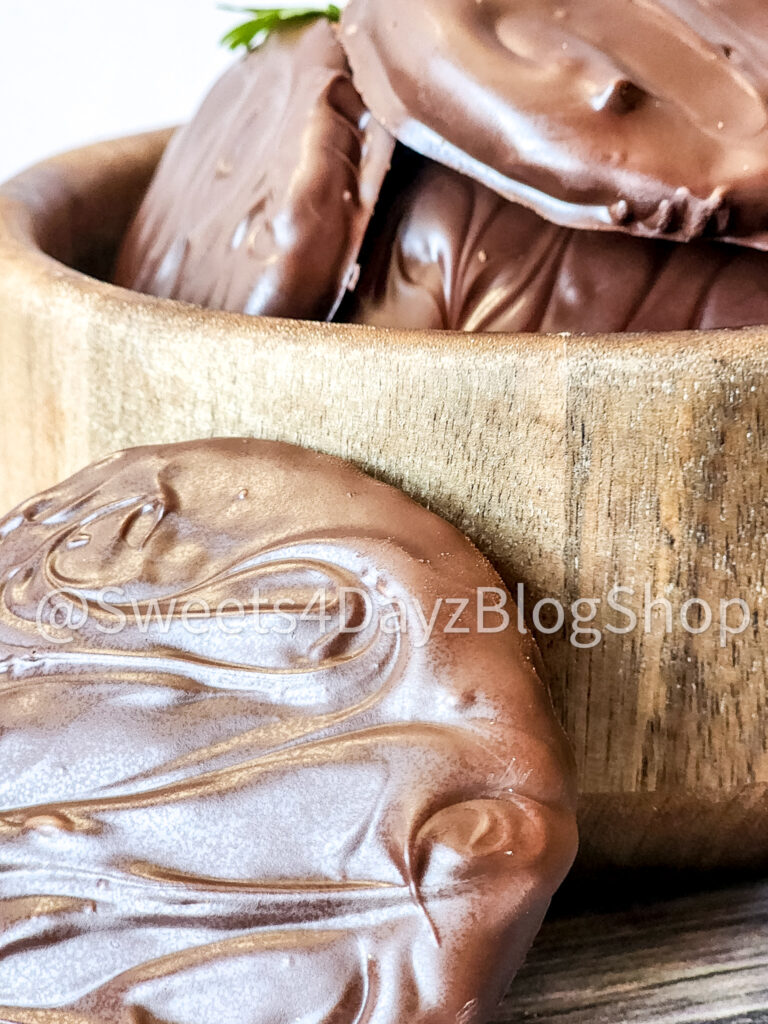 Copycat Girl Scout Thin Mints on Grey Wood - Image 5