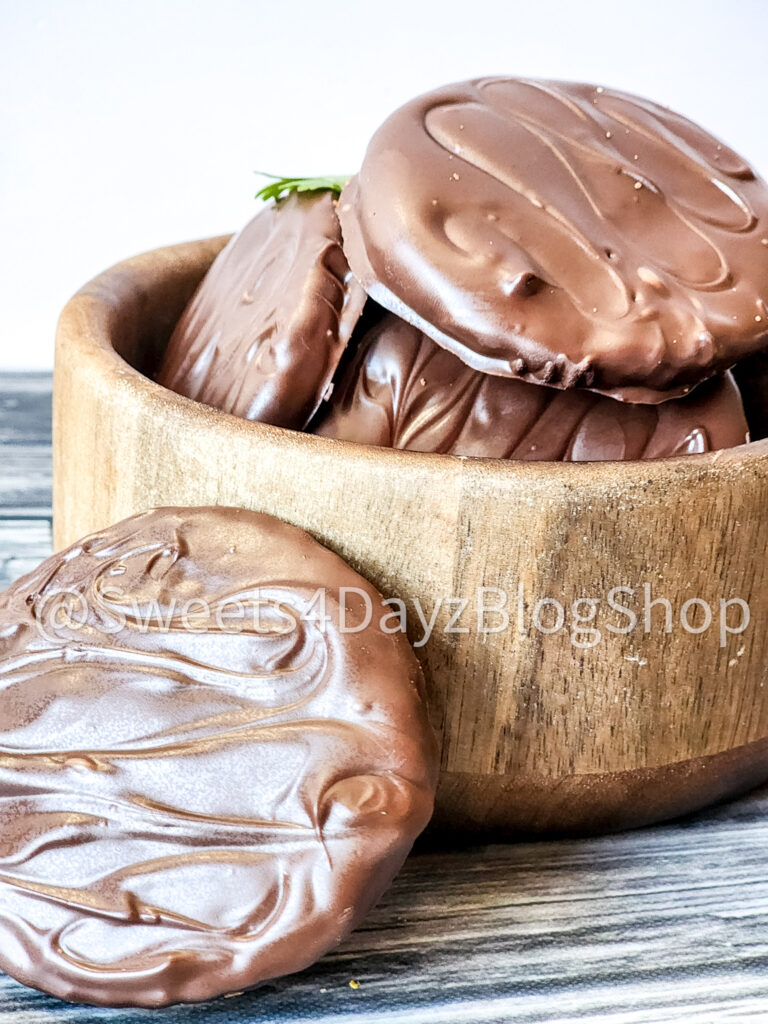 Copycat Girl Scout Thin Mints on Grey Wood - Image 6