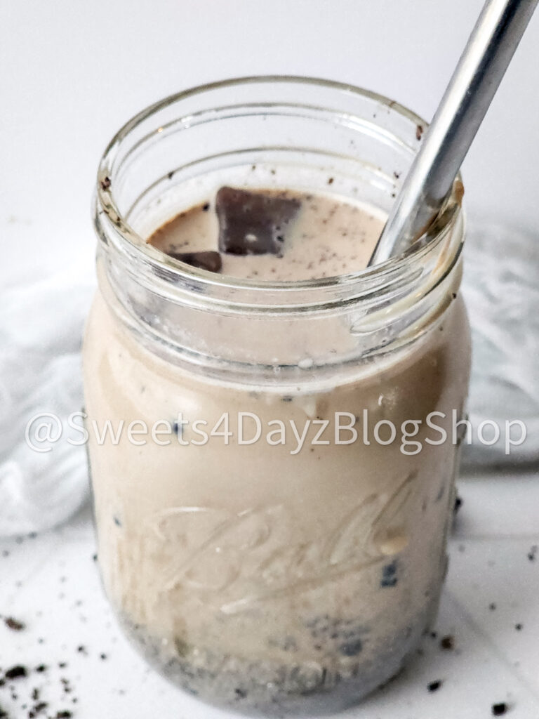 Oreo Bubble Milk Tea on Rhombus - Image 4