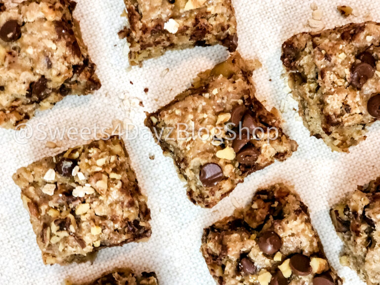 Vegan Banana Bread Oatmeal Bars on Linen - Image 8