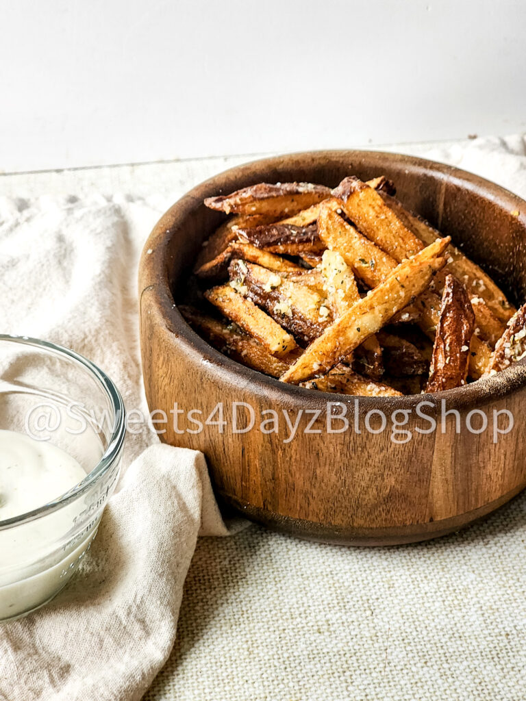 Garlic Parmesan Fries on Linen - Image 5