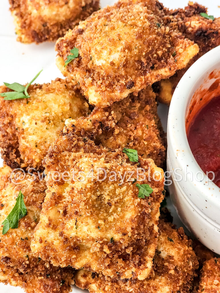 Copycat Olive Garden Toasted Raviolis on Rhombus - Image 5