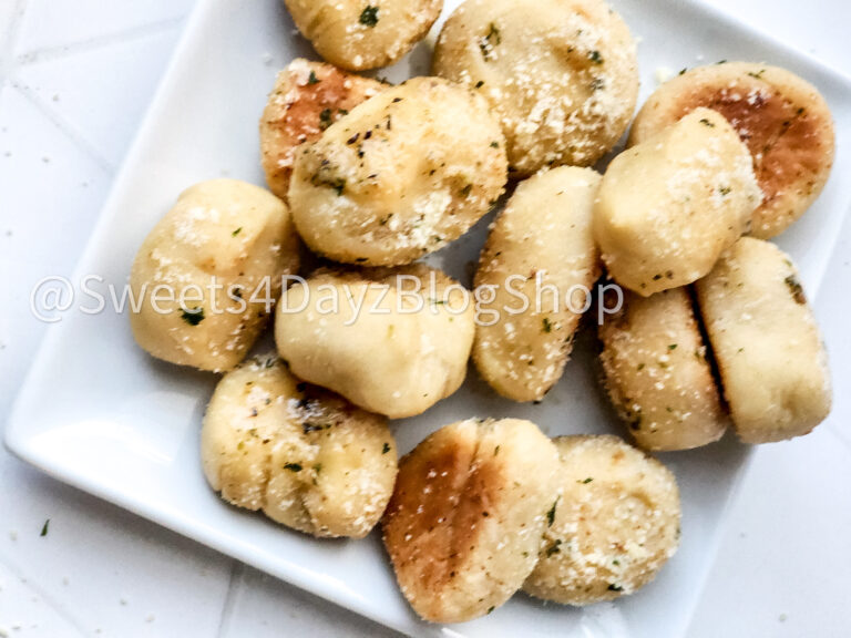 Copycat Domino's Parmesan Bites on Rhombus - Image 2