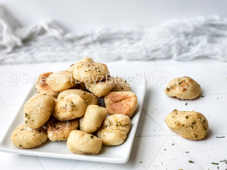 Copycat Domino's Parmesan Bites on Rhombus - Image 10