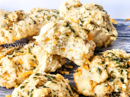 Copycat Red Lobster's Cheddar Bay Biscuits on Grey - Image 3