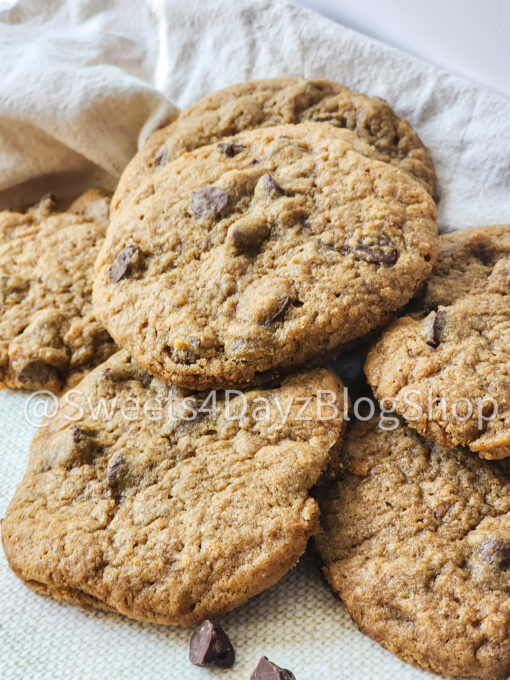 Copycat Mrs. Fields Chocolate Chip Cookies on Linen - Image 7