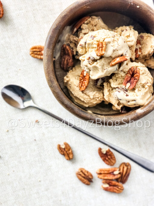 Homemade Butter Pecan Ice Cream on Linen - Image 3