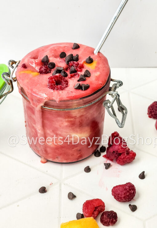 Raspberry Mango Frozen Yogurt on Rhombus - Image 2