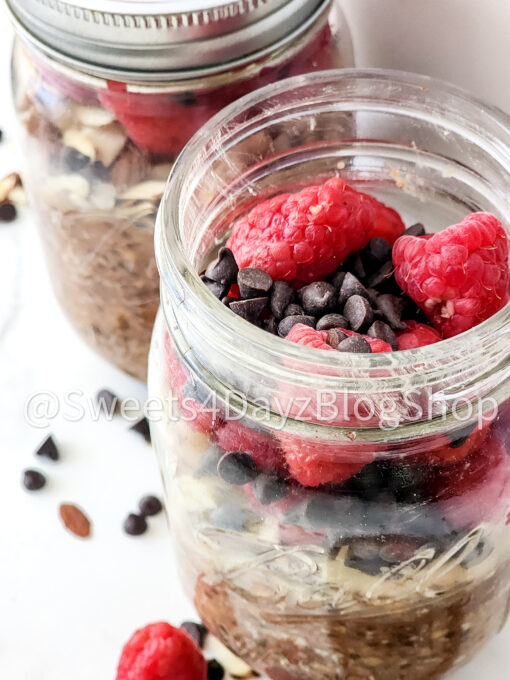 Chocolate Overnight Oats on Marble - Image 4