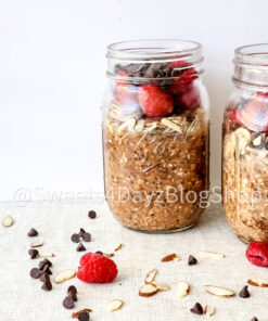Chocolate Overnight Oats on Linen