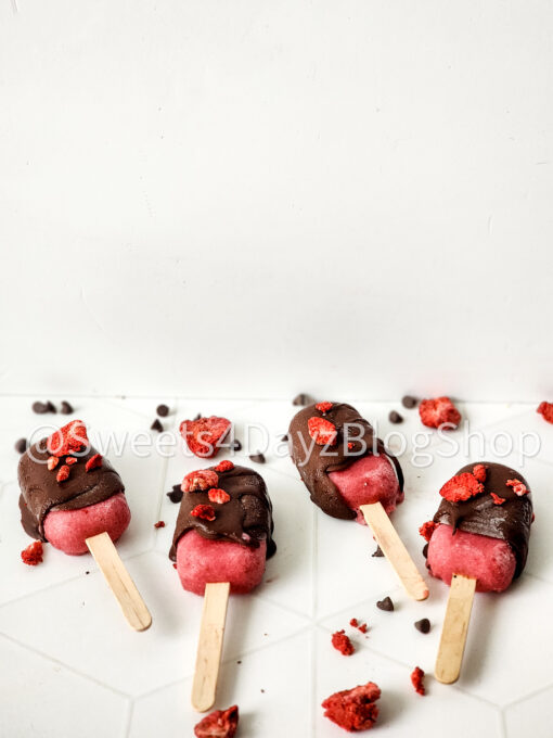 Chocolate Covered Strawberry Popsicles on Rhombus - Image 4