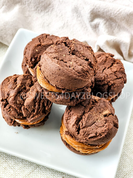 Mocha Caramel Cookie Sandwiches on Linen - Image 4
