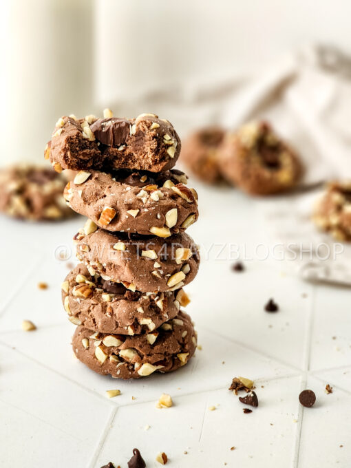 Simple Thumbprint Nutella Cookies on Rhombus