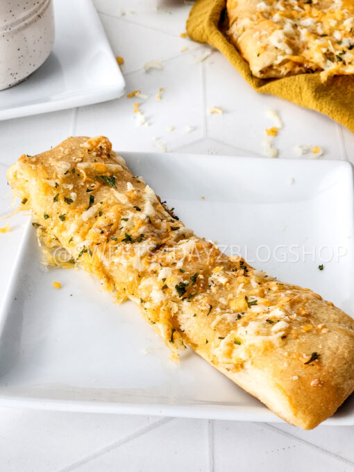 Easy Cheesy Bread on Rhombus - Image 5