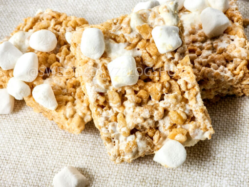 Fluffernutter Rice Krispies on Linen - Image 9