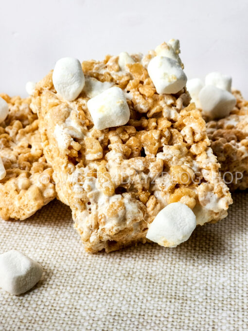 Fluffernutter Rice Krispies on Linen