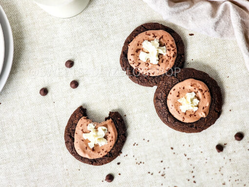 French Silk Pie Cookies on Linen - Image 5