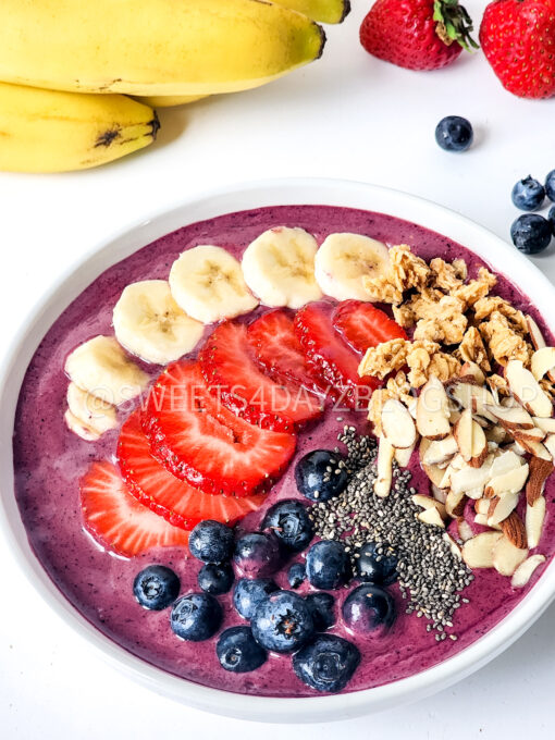 Simple Acai Bowl on White - Image 2