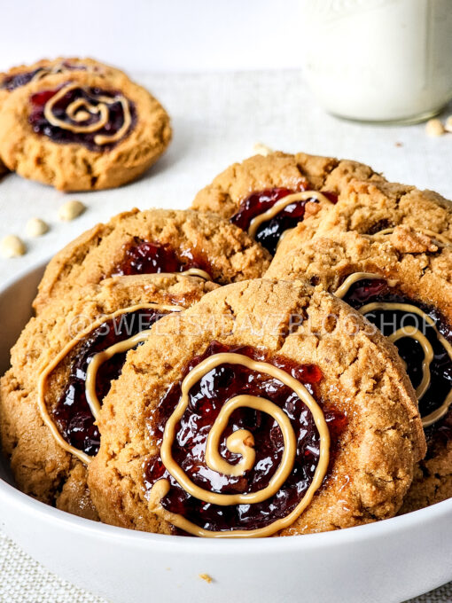 PB&J Cookies on Linen - Image 2