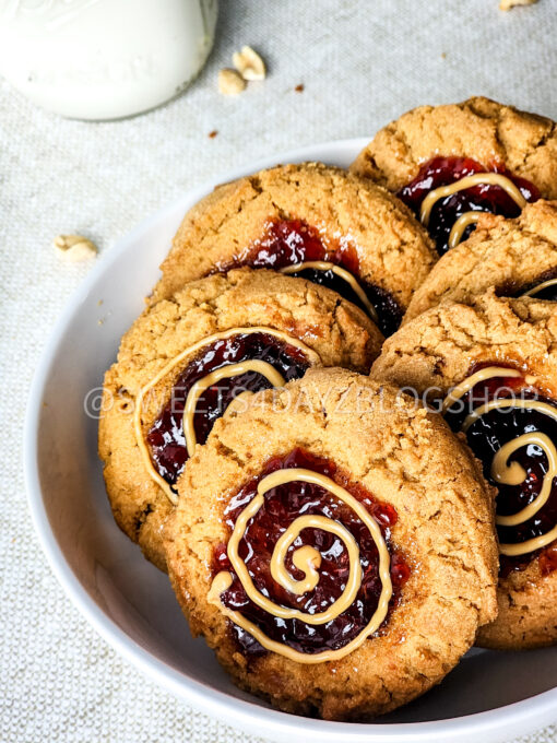 PB&J Cookies on Linen - Image 4
