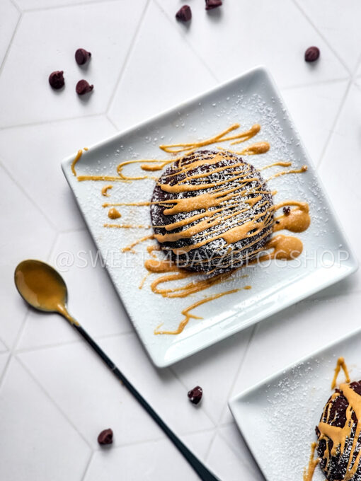 Mini Chocolate Peanut Butter Cakes on Rhombus