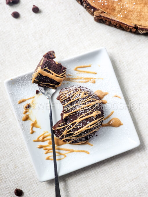 Mini Chocolate Peanut Butter Cakes on Linen