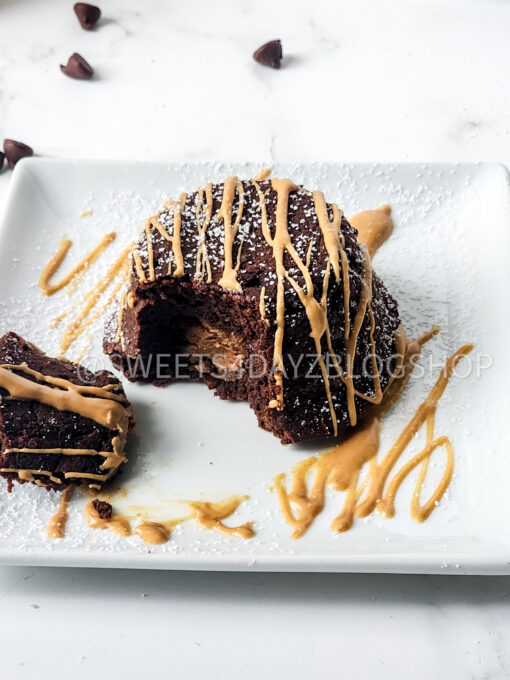 Mini Chocolate Peanut Butter Cakes on Marble - Image 4
