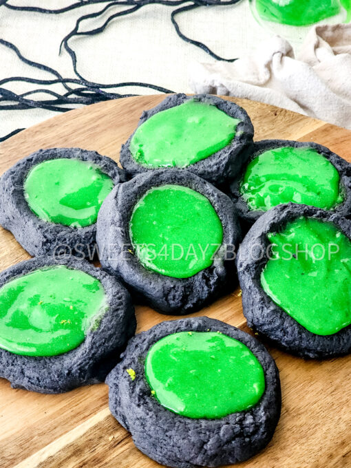 SLime Cookies on Linen - Image 2