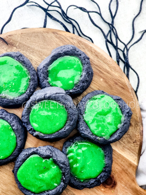 SLime Cookies on Linen - Image 3