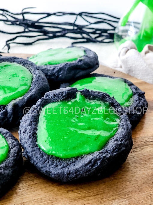 SLime Cookies on Linen - Image 5