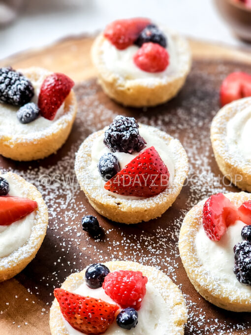 Sugar Cookie Fruit Cups on Linen - Image 3