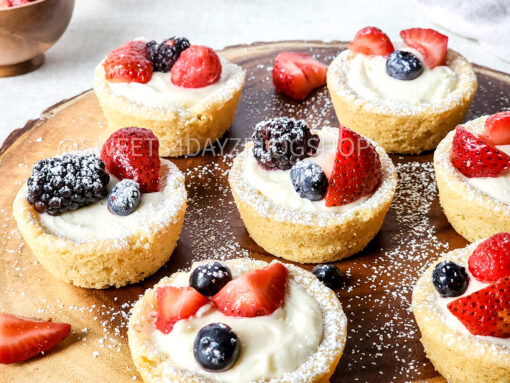Sugar Cookie Fruit Cups on Linen - Image 10