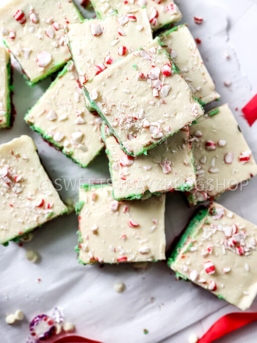 Christmas Dessert Lasagna on Rhombus - Image 8