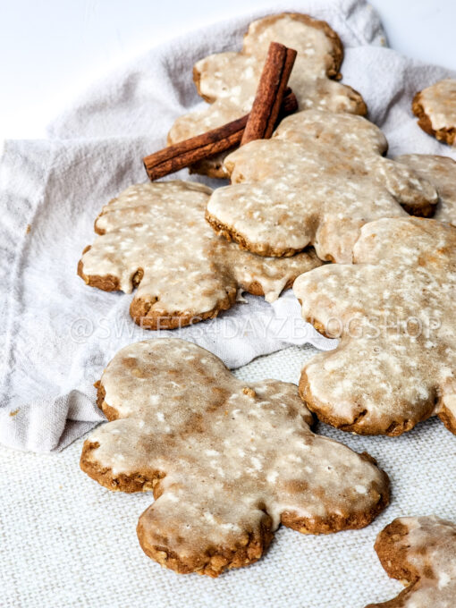 Iced Gingerbread Oatmeal Cookies on Linen - Image 6