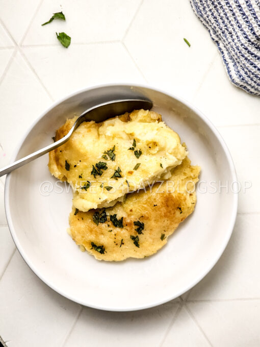 Cheesy Baked Mashed Potatoes on Rhombus - Image 8