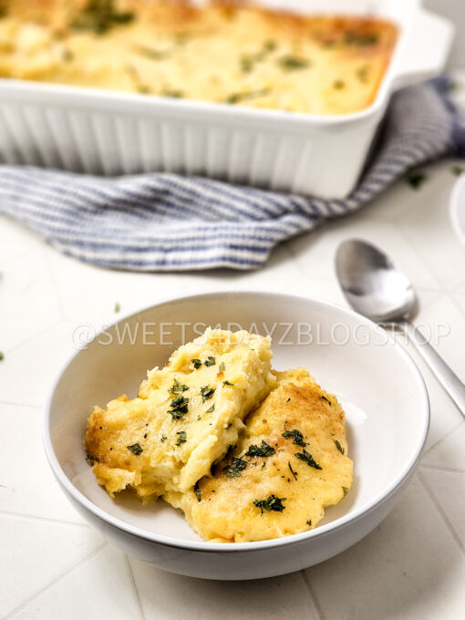 Cheesy Baked Mashed Potatoes on Rhombus