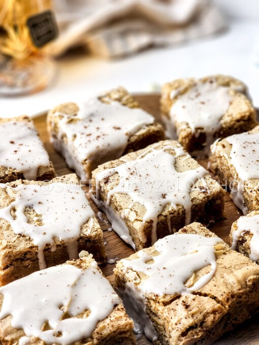 Chai Blondies on Marble - Image 8