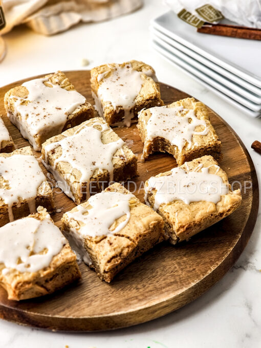 Chai Blondies on Marble - Image 11